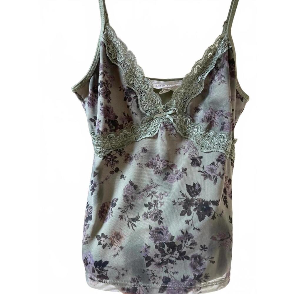 Lace trim green top